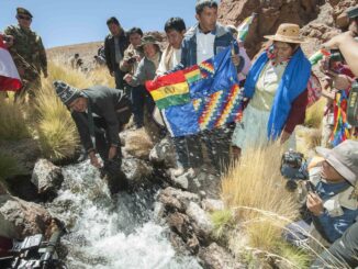 29 marzo 2016, Potosí. El presidente Evo Morales y la comitiva inspeccionan el manantial Silala, cerca a la frontera con la republica de Chile. (Fotos: Freddy Zarco)