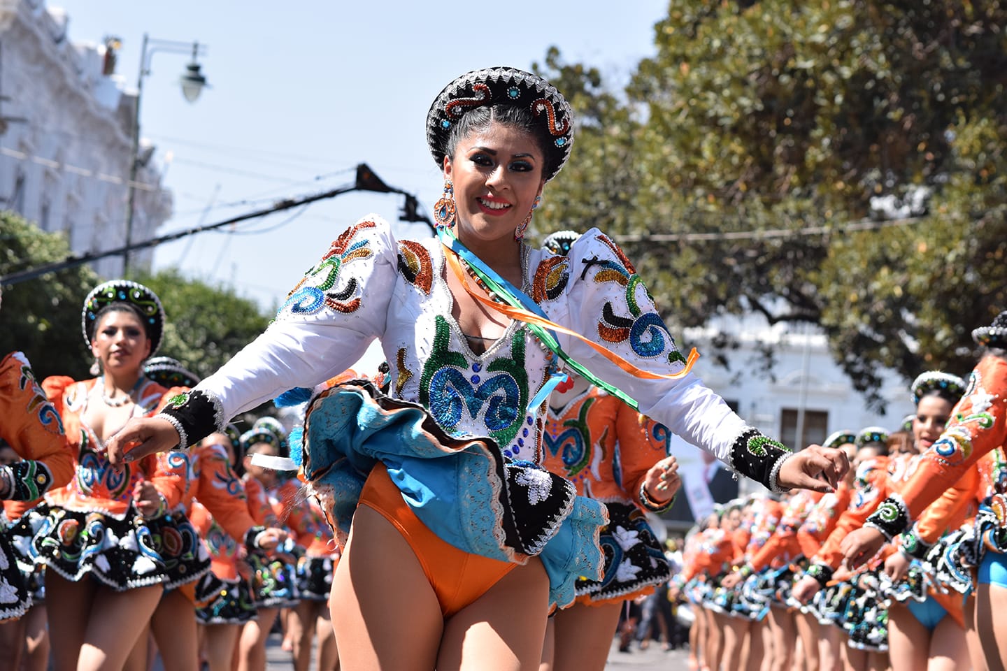 Caporales La Época Con sentido del momento histórico