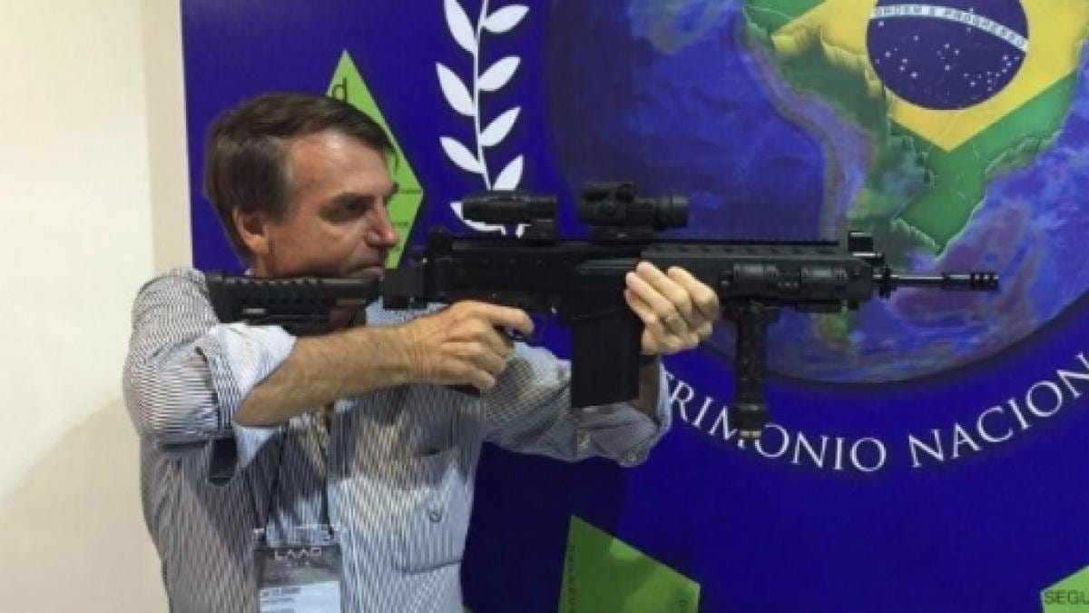 Gobernadores brasileños piden anular decreto de armas de Bolsonaro