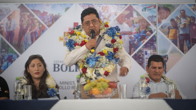 MINISTRO_DE_DESARROLLO_RURAL