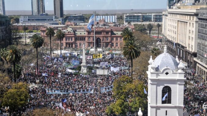 Plaza Mayo