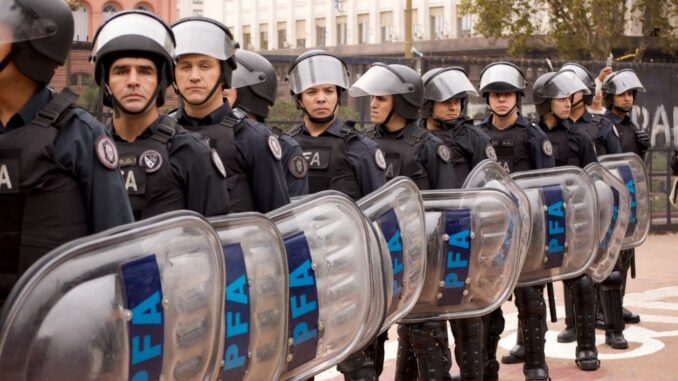 Policia-argentina-1