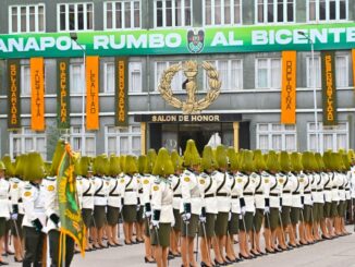 Policía