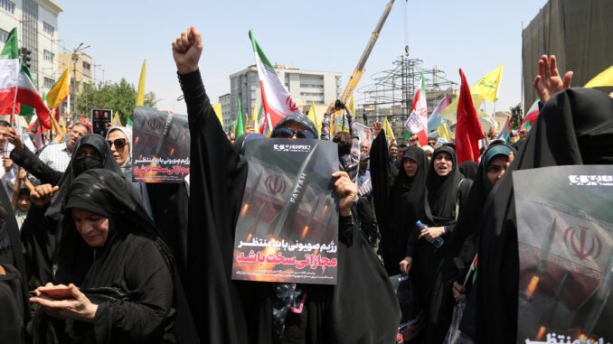 Irán
