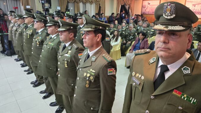 Posesión autoridades departamentales de la policía